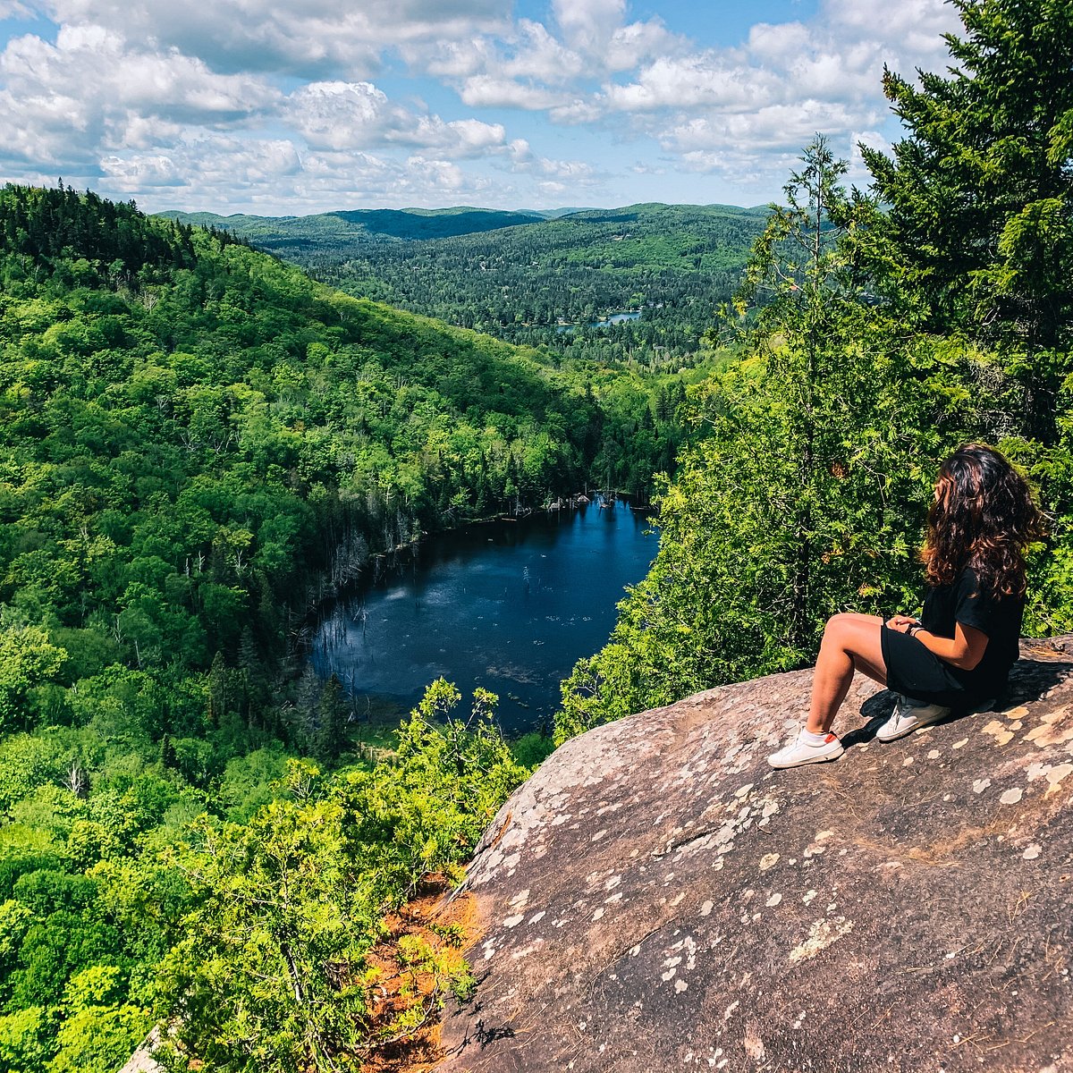 Escapade active près de Montréal : pourquoi Val-David fonctionne si bien pour un week-end d’été